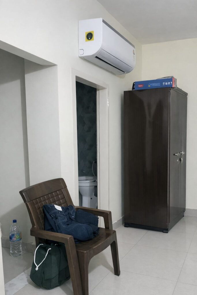"AC room with attached washroom & kitchen at Neeldhari House PG  Rajpura"